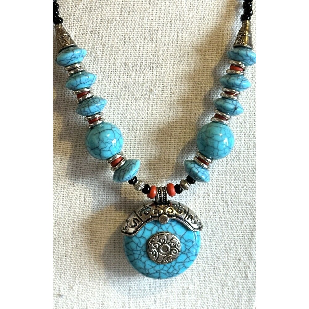 Southwestern Turquoise Color Pendant Beaded Necklace Boho Western - Picture 3 of 6